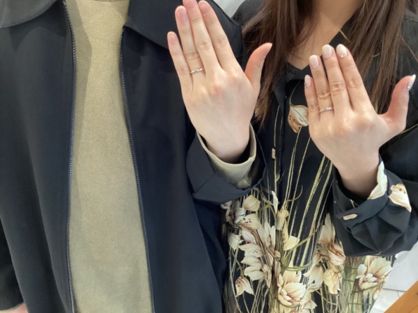 神奈川県横浜市よりご来店 コンビリング（バイカラー）ブランドでステルジュラーレの結婚指輪をご成約頂きました