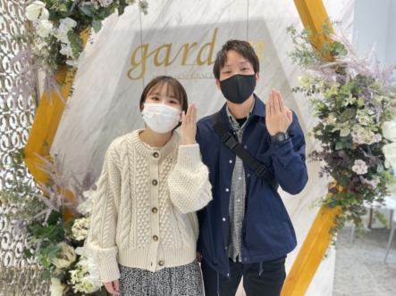 京都市 ブライダルパックを利用しフィッシャーの結婚指輪、リトルガーデンの婚約指輪をご成約いただきました