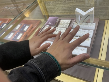 京都亀岡市 スイスの繋ぎ目のない鍛造ブランド マイスターの結婚指輪をご成約頂きました