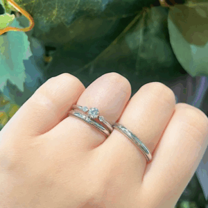 AMOUR AMULET フルールの重ね付け