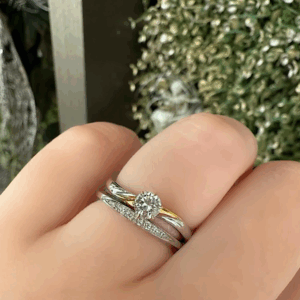 IDEAL Plus Fort の婚約指輪と結婚指輪重ね付け