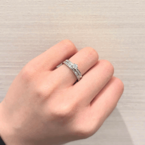 Katamu～ 千幸（ちゆき）～の婚約指輪と結婚指輪重ね付け