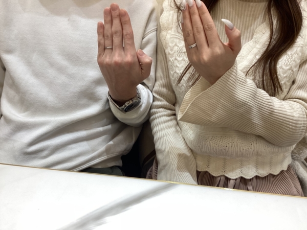 大阪府豊中市 鍛造エタニティリングの婚約指輪と鍛造のロゼットSP・フィッシャーの結婚指輪をご成約