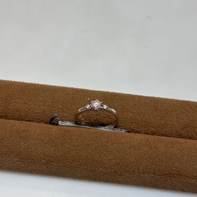 りほさん

購入時 21歳 女性 大阪府 購入時期 2025年04月