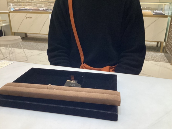 滋賀県大津市 原石証明のついたジャーニーのダイヤ・ラパージュのプロポーズリングをご成約